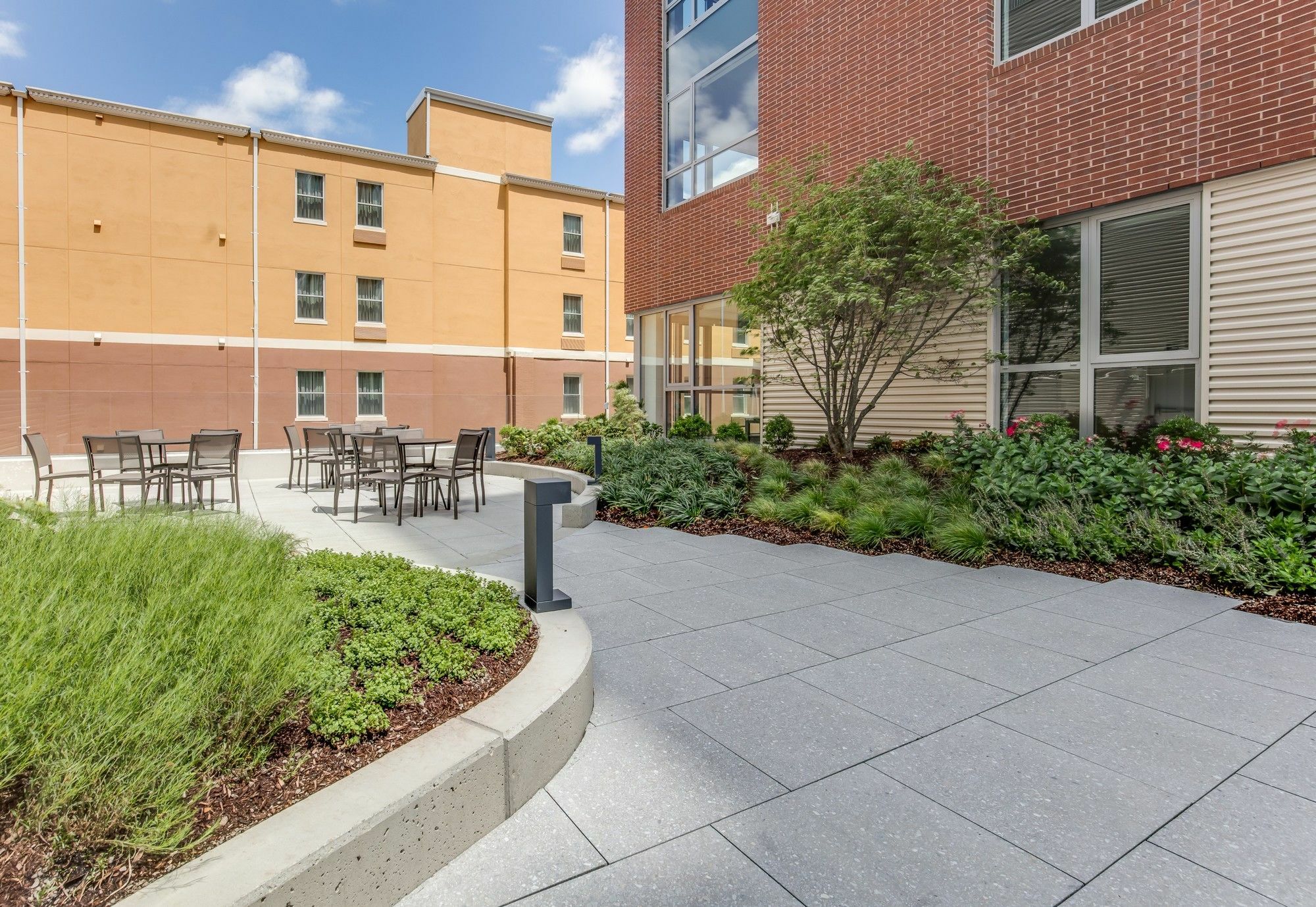 Global Luxury Suites Longwood Medical Brookline Buitenkant foto